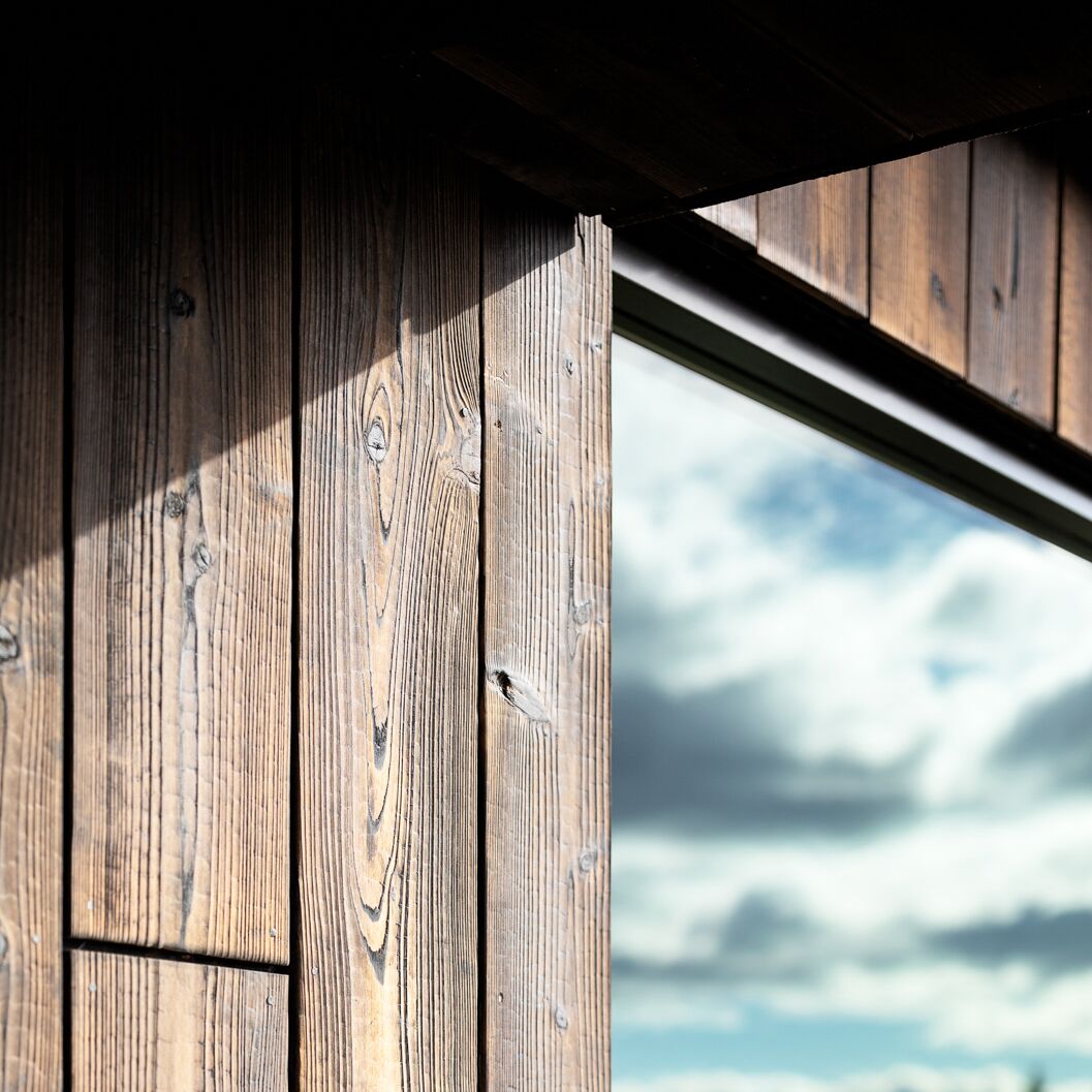 Gendai® Linseed Oil Amber | Authentic Yakisugi Siding