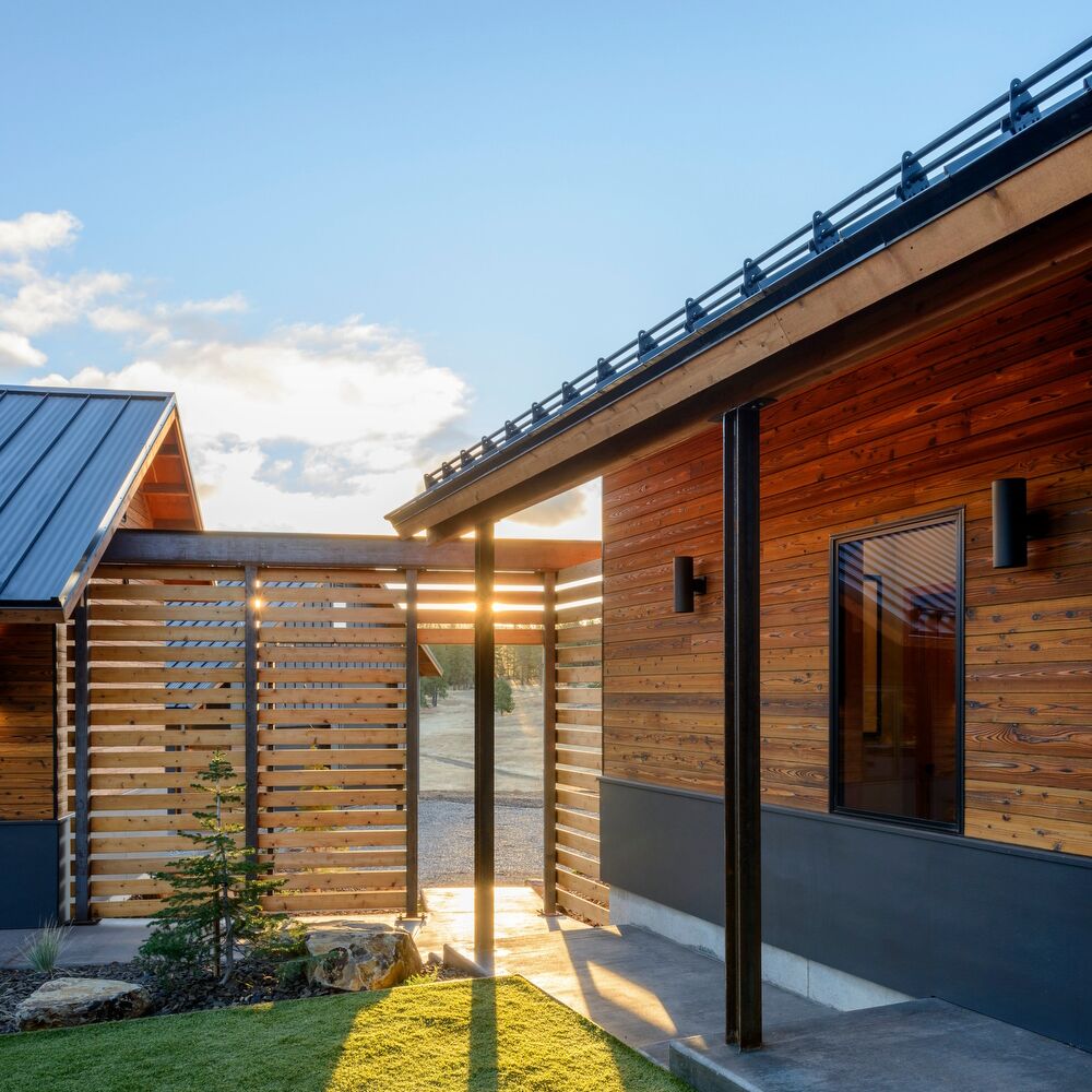 Pika-Pika® Linseed Oil Amber | Authentic Yakisugi Siding