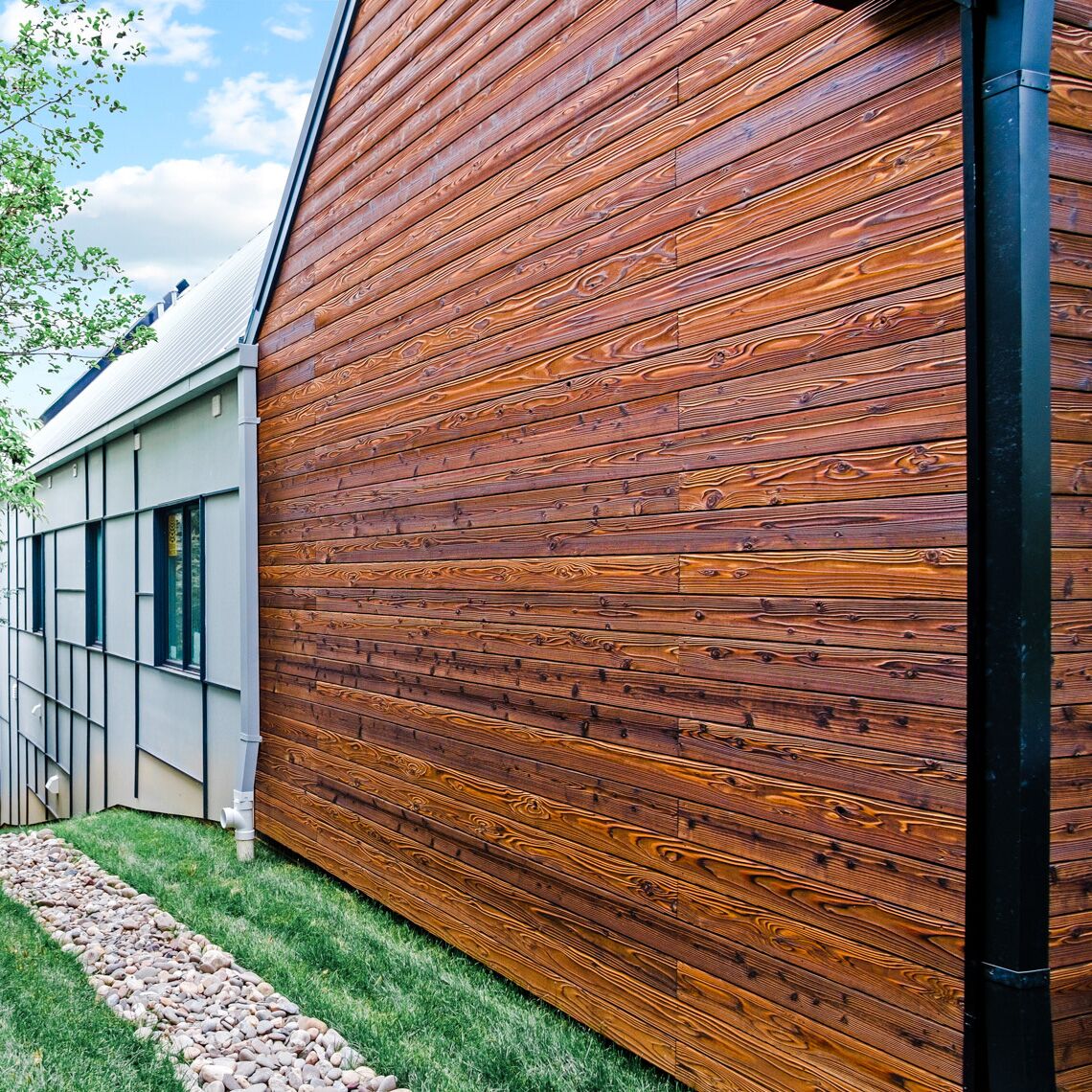 Pika-Pika® Linseed Oil Brown | Authentic Yakisugi Siding