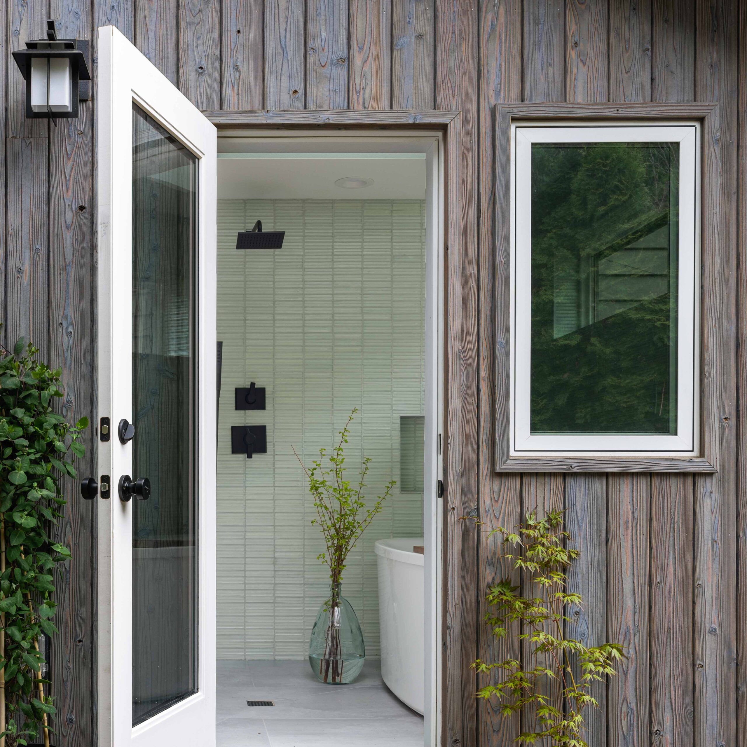 Pika-Pika® Linseed Oil Light Gray | Authentic Yakisugi Siding