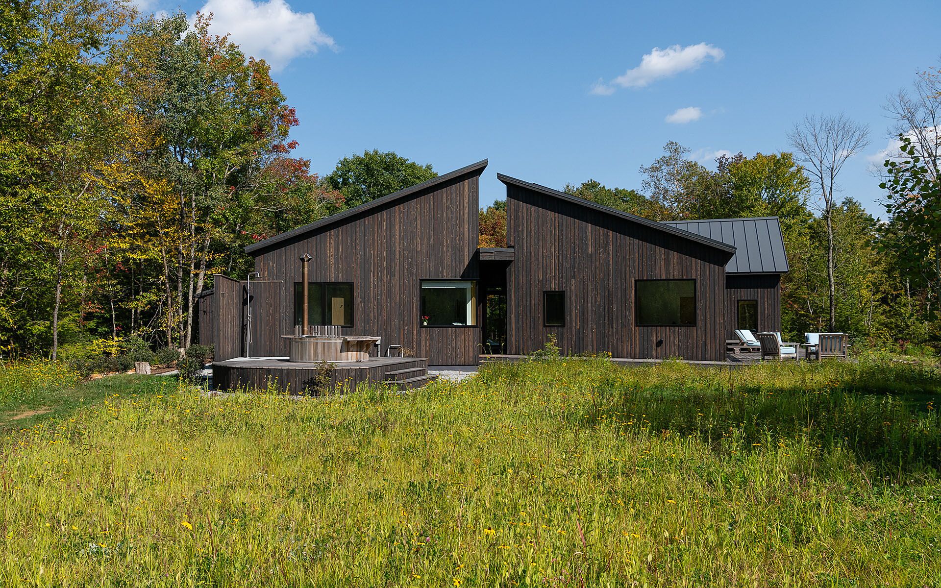 Pika-Pika® Alkyd Oil Black | Authentic Yakisugi Siding